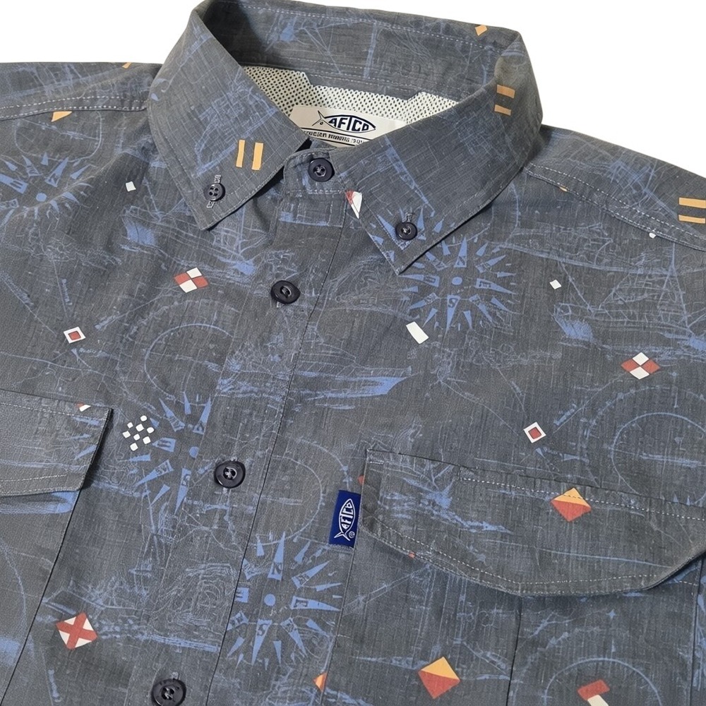 AFTCO Fishing Shirt Mens M Gray Nautical Signal Flag Map Print Short Sleeve